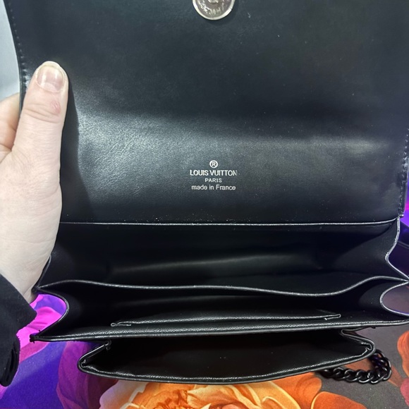 Off Brand - VL Leather Crossbody - Picture 4 of 5